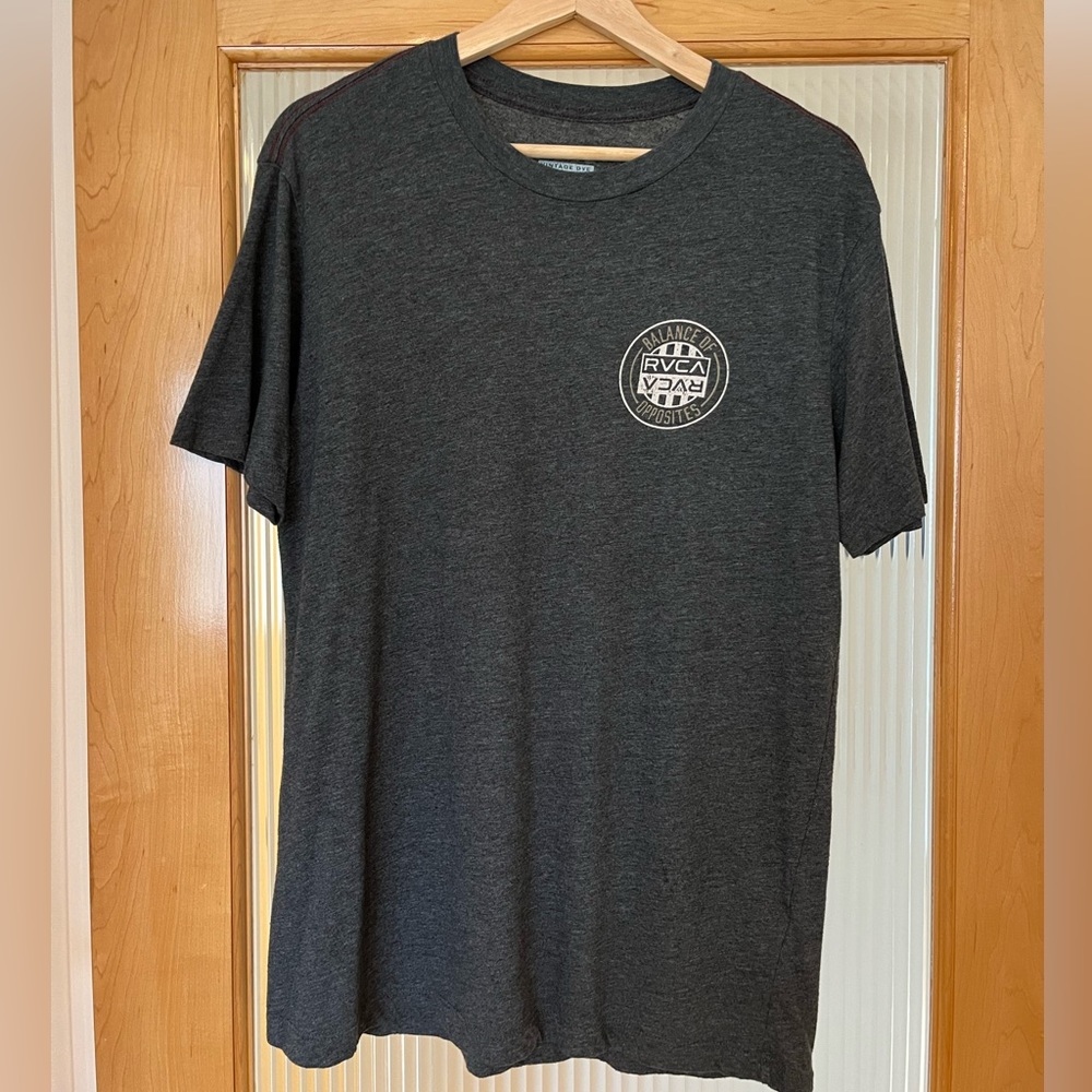 RVCA T Shirt - Men’s Medium (Gray)